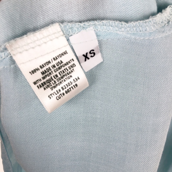 Cloth &‎ Stone Back Cutout Collared Sleeveless Top - Picture 7 of 8